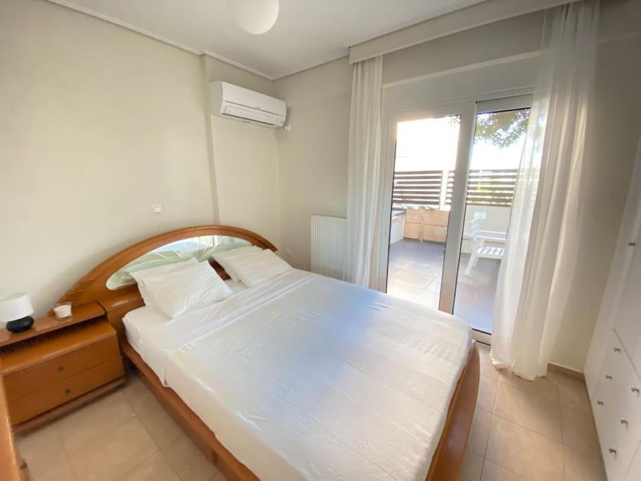Cozy 2 Room Apartment With Garden Near Athens Air-Port Artemida  Exterior photo